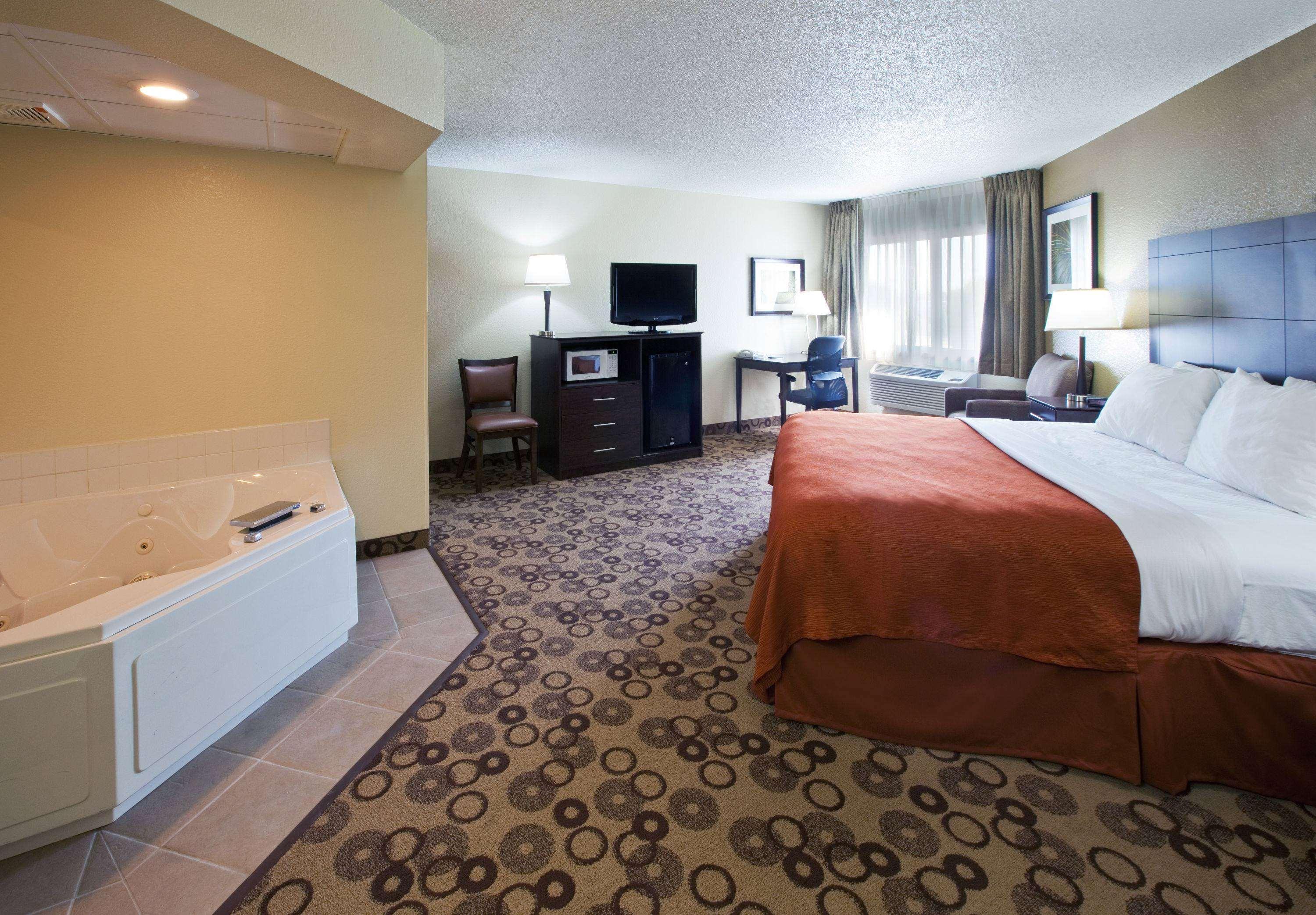 Spark By Hilton Cedar Falls Exterior photo